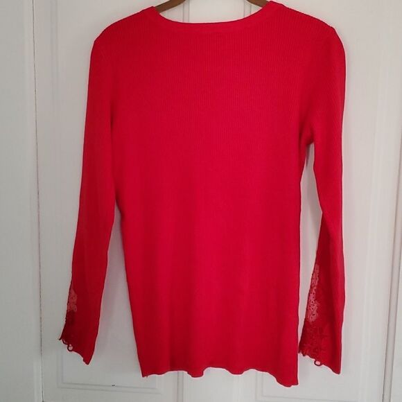 Oliver Red Ribbed Mesh Floral Rhinestone Top - Picture 6 of 6